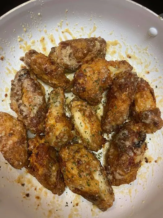 air fryer garlic parmesan chicken wings