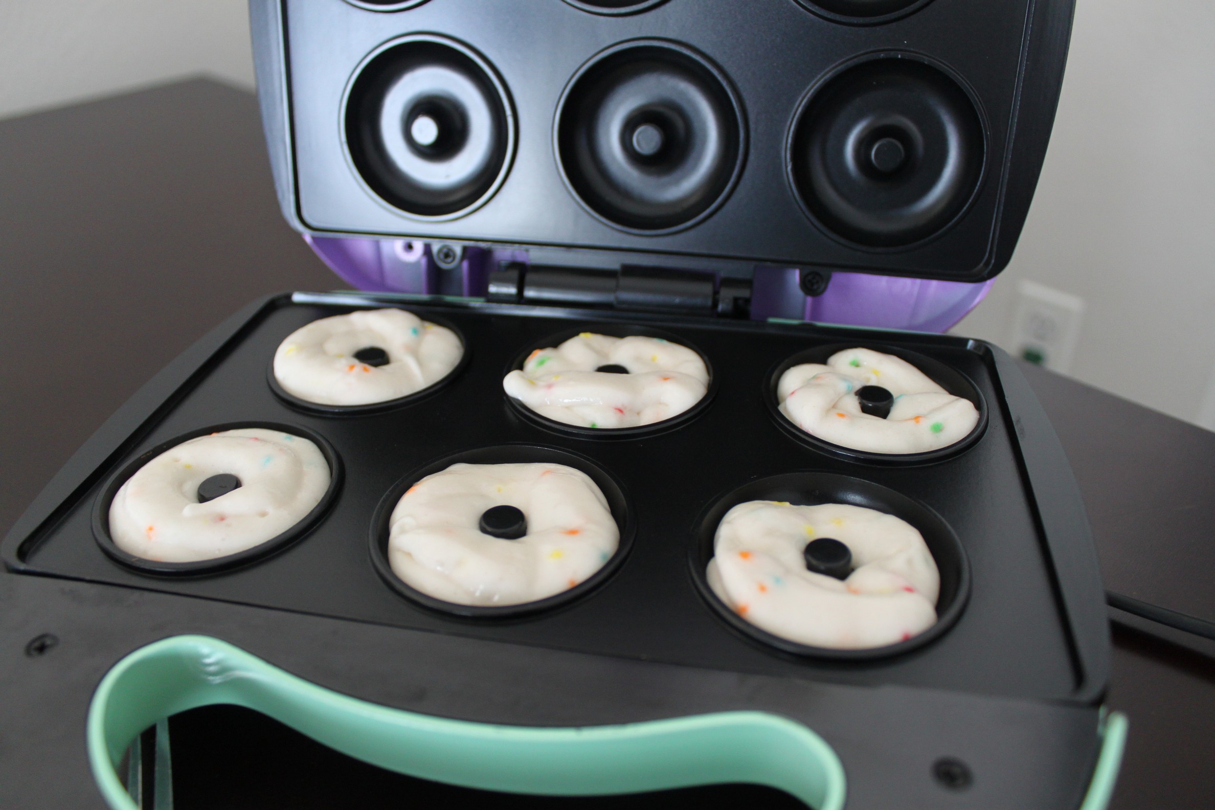 Nostalgia Mini Donut Bakery Review! » The Denver Housewife