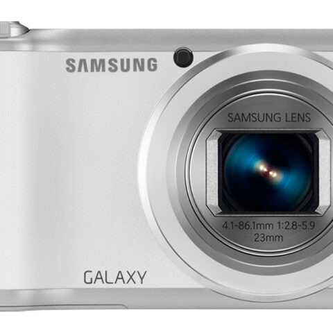 Give the Gift of Memories with Cameras from Best Buy! #CamerasatBestBuy #HintingSeason