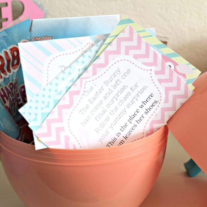 Kids Scavenger Hunt for Easter with Jumbo Easter Egg Prize – FREE PRINTABLE!