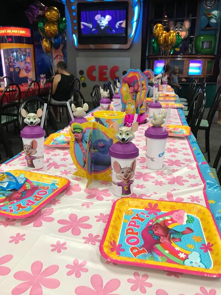 Chuck E Cheese's Birthday Party