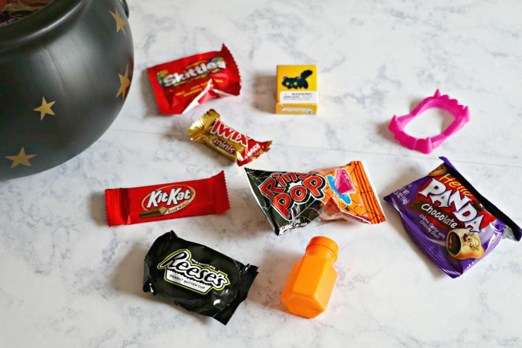 Halloween Prizes for Kids Scavenger Hunt