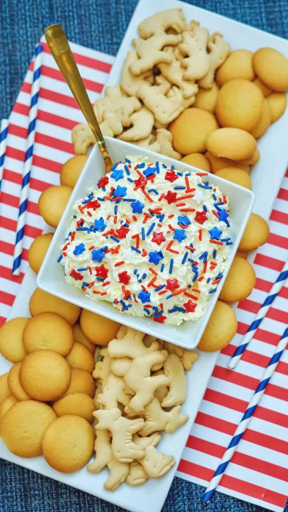 Patriotic Dunkaroo Dip for 4th of July