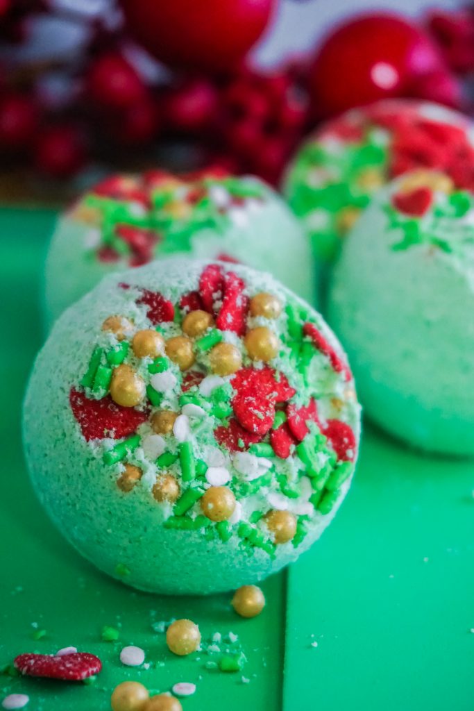 Grinch Bath Bomb for Christmas