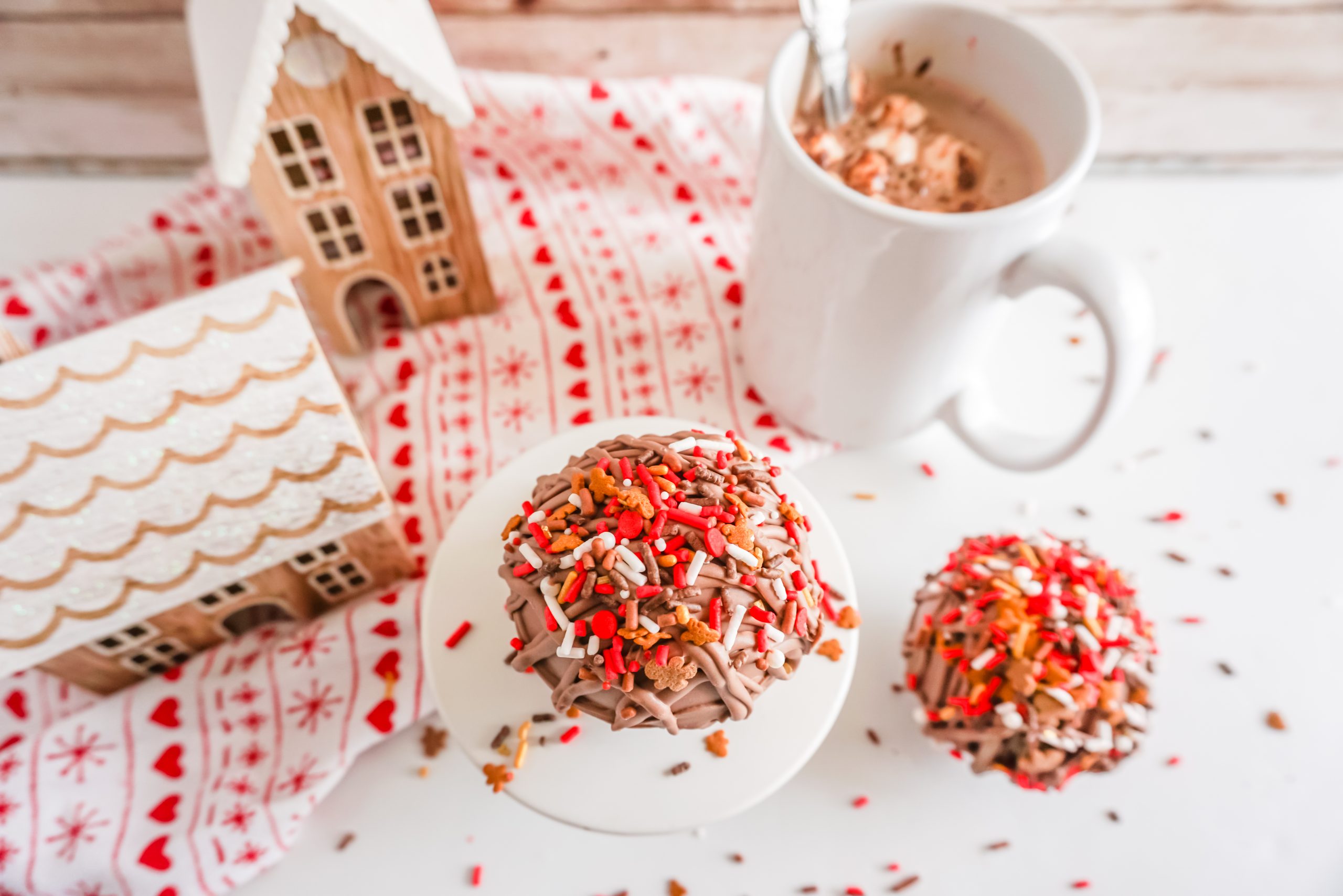 Gingerbread Hot Chocolate Bomb (Video)