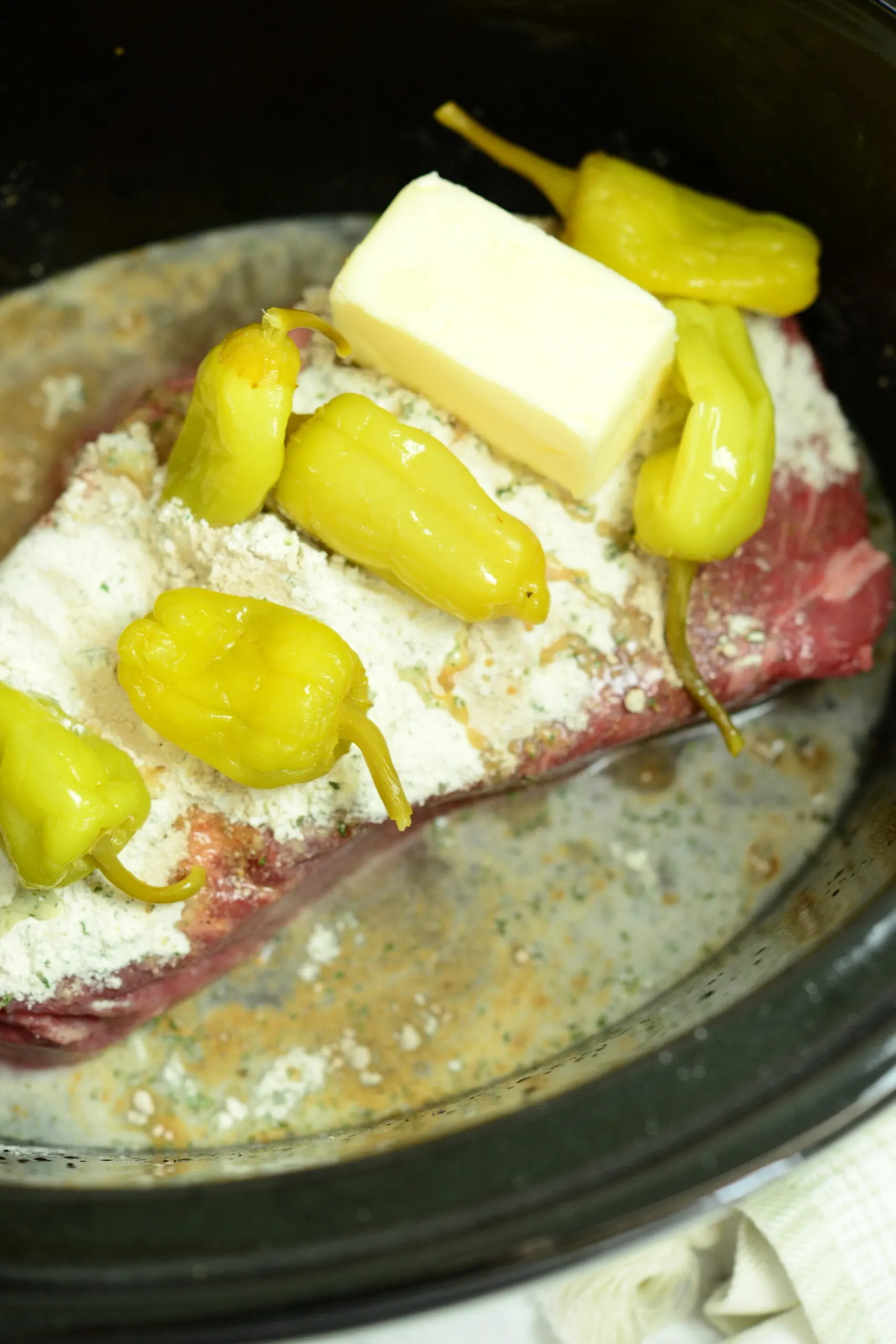 mississippi pot roast slow cooker