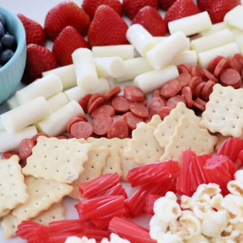 4th of july snack board for kids