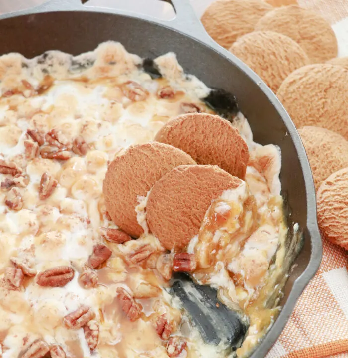 Caramel Pecan Pumpkin Smore Dip