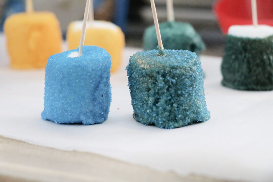 Butterbeer Hot Cocoa Bomb » The Denver Housewife