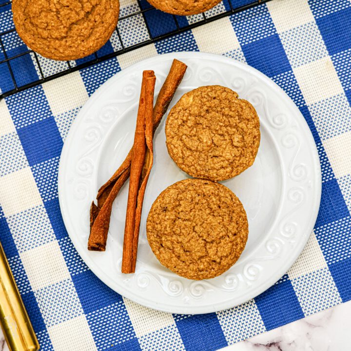 3 Ingredient Apple Spice Muffins