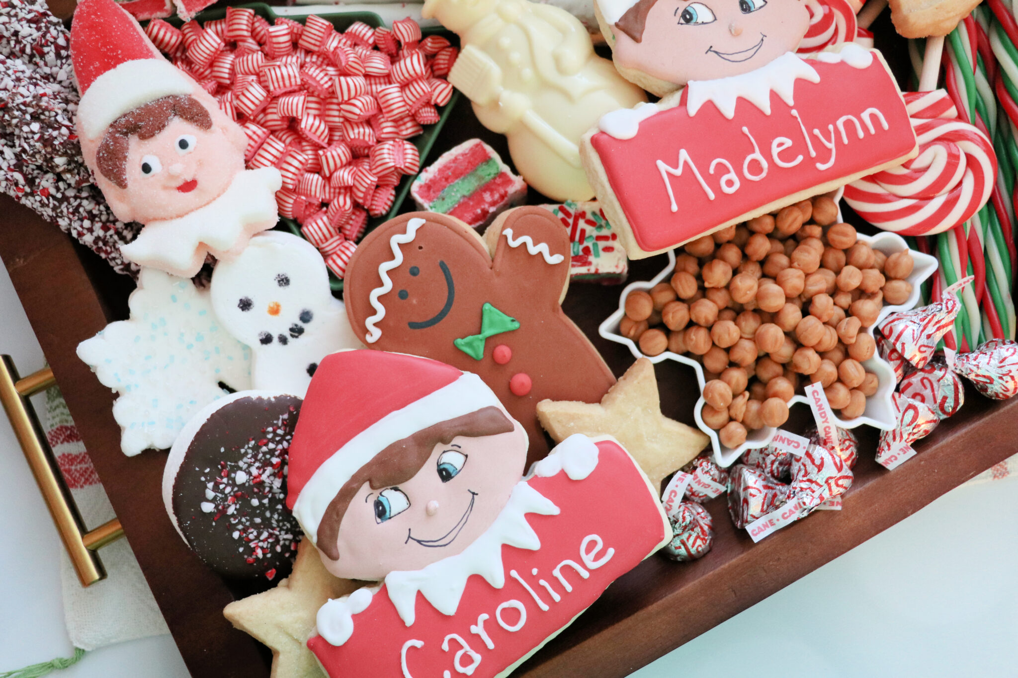 Elf on the Shelf Hot Cocoa Board » The Denver Housewife