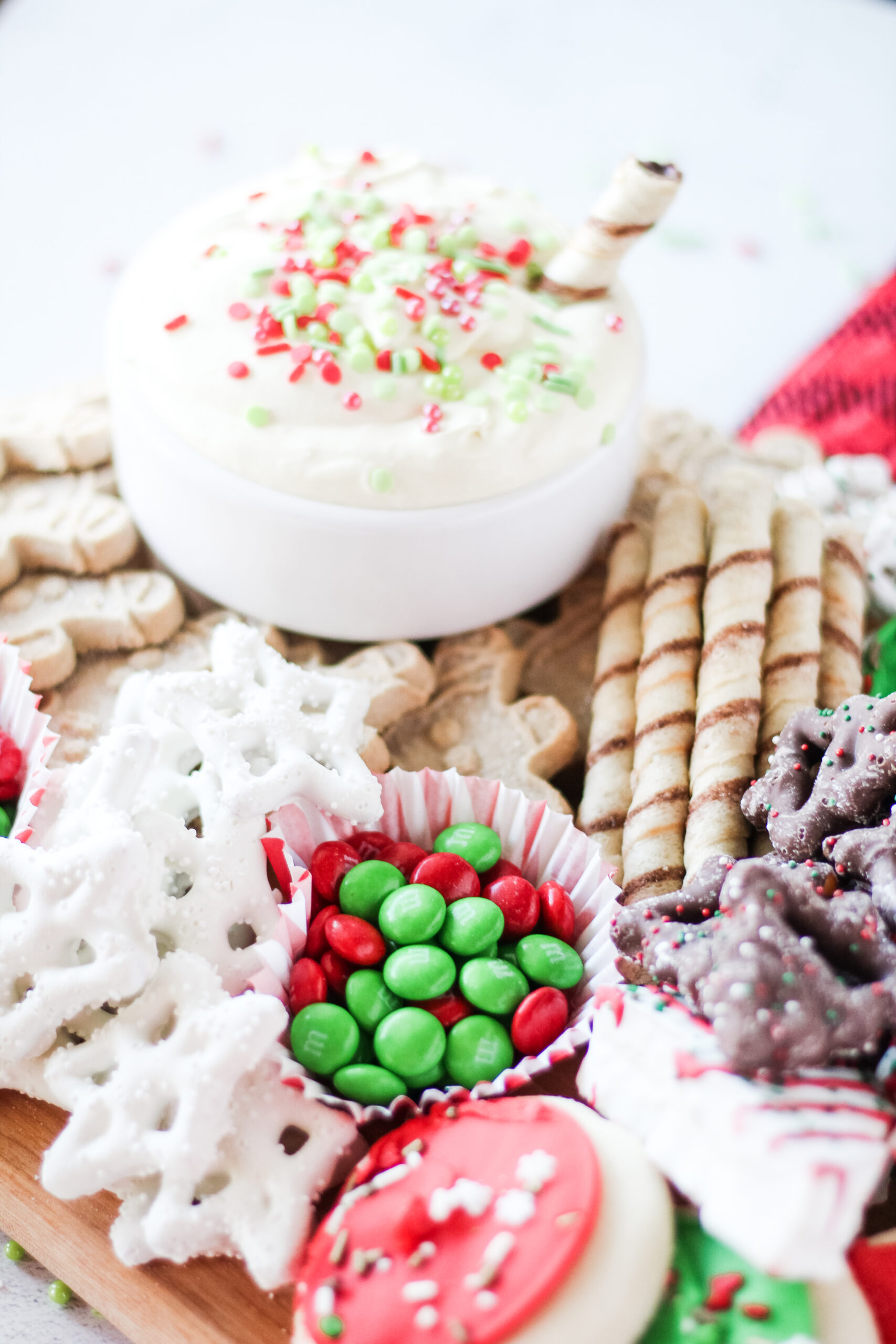 Easy Christmas Dessert Charcuterie Board