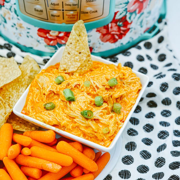 How to make Instant Pot Buffalo Chicken Dip