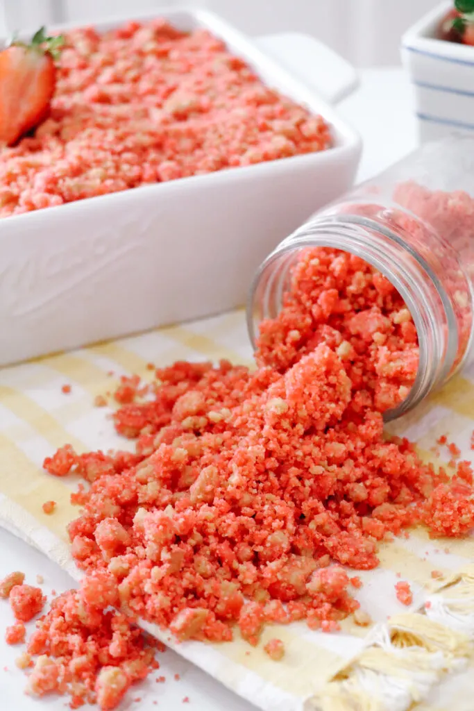 strawberry crunch topping recipe