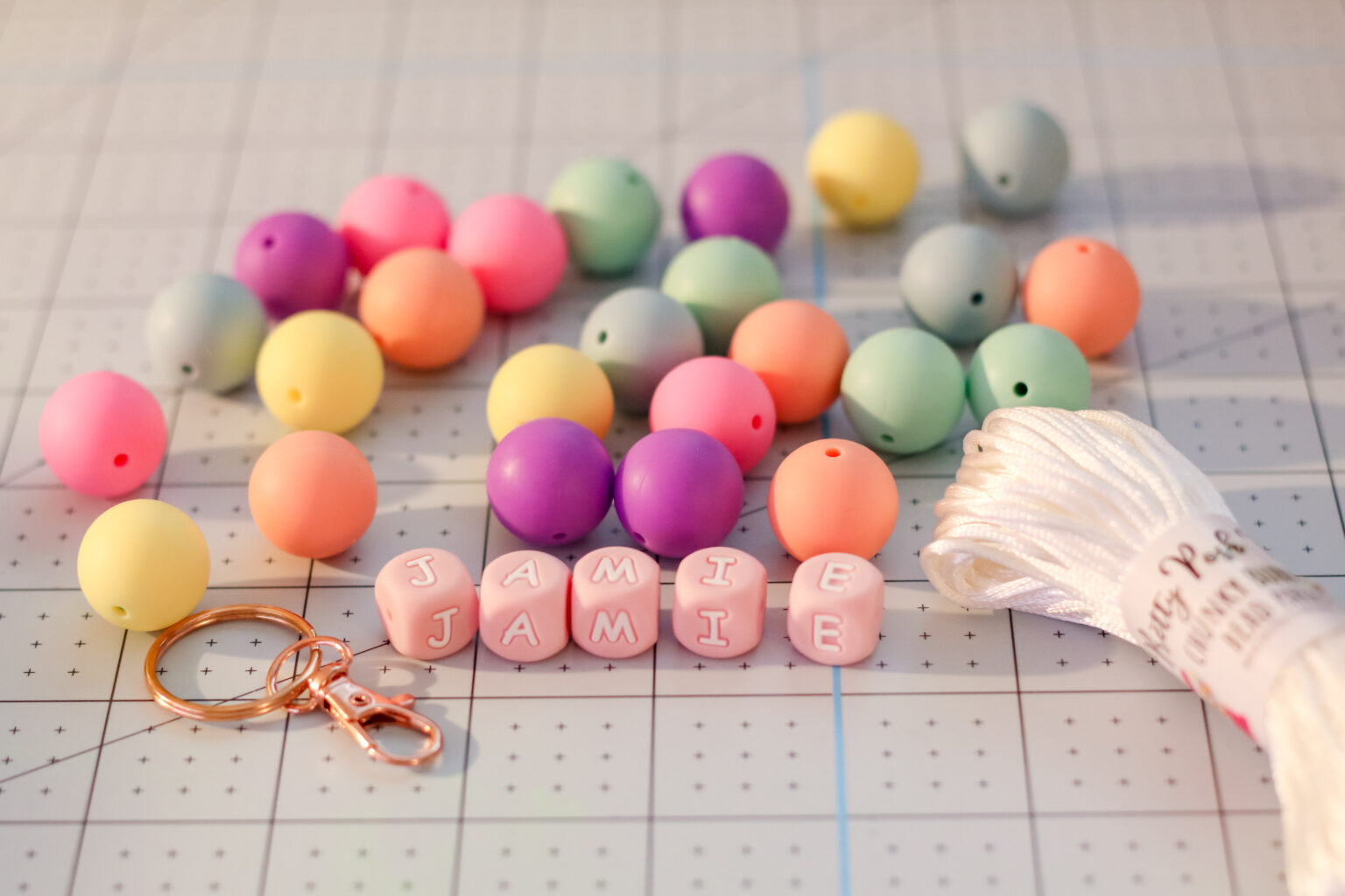 Silicone Beaded Keychain Wristlet Tutorial » The Denver Housewife