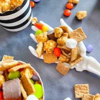 Halloween S'more Snack Mix