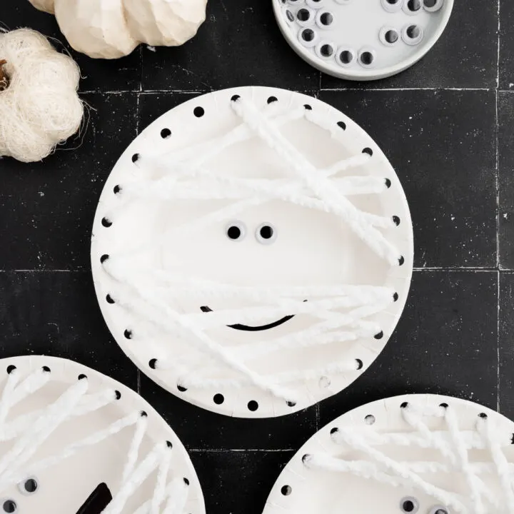 Paper Plate Mummy Craft