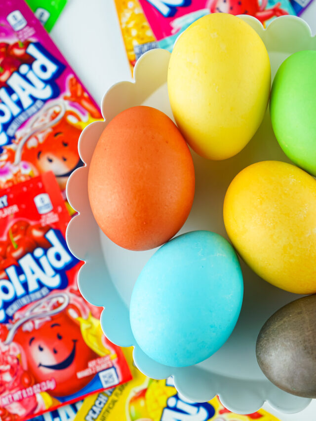 How to Dye Easter Eggs with Kool-Aid