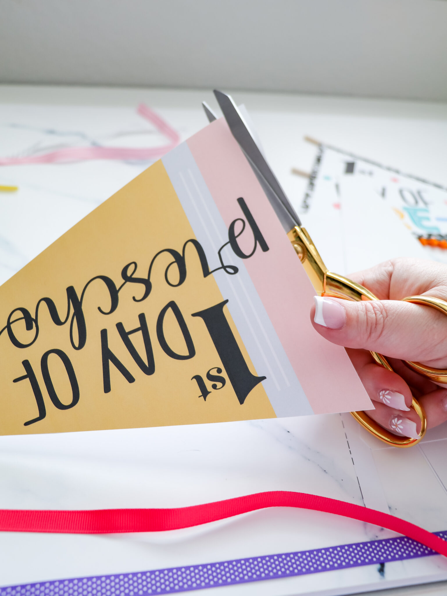 Free Printable First and Last Day of School Pennant Flags » The Denver Housewife